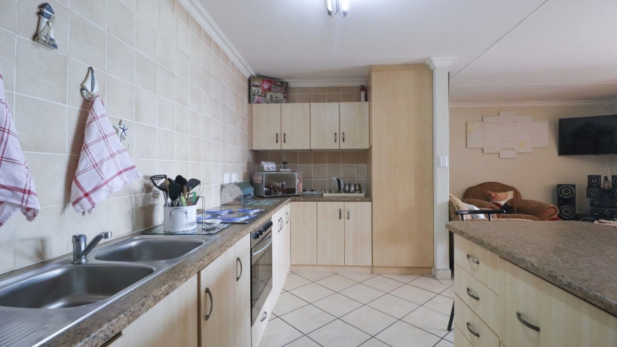 3 Bedroom Property for Sale in Dana Bay Western Cape